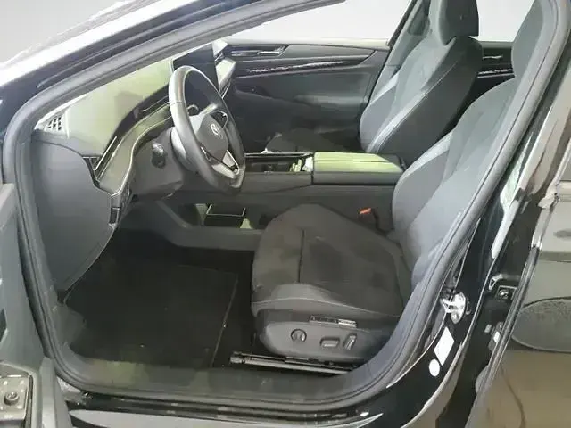 Gebraucht VW ID.7 Pro 210 kW (286 PS) 2024 Grenadillschwarz metallic Kombi