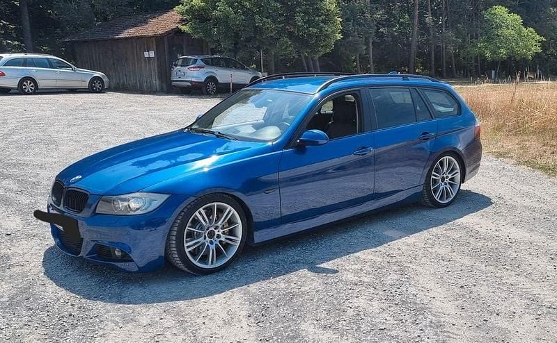 Blau Gebraucht 2007 BMW 335 Performance Kombi | 10.500 € (Superpreis) - Bild 1/4