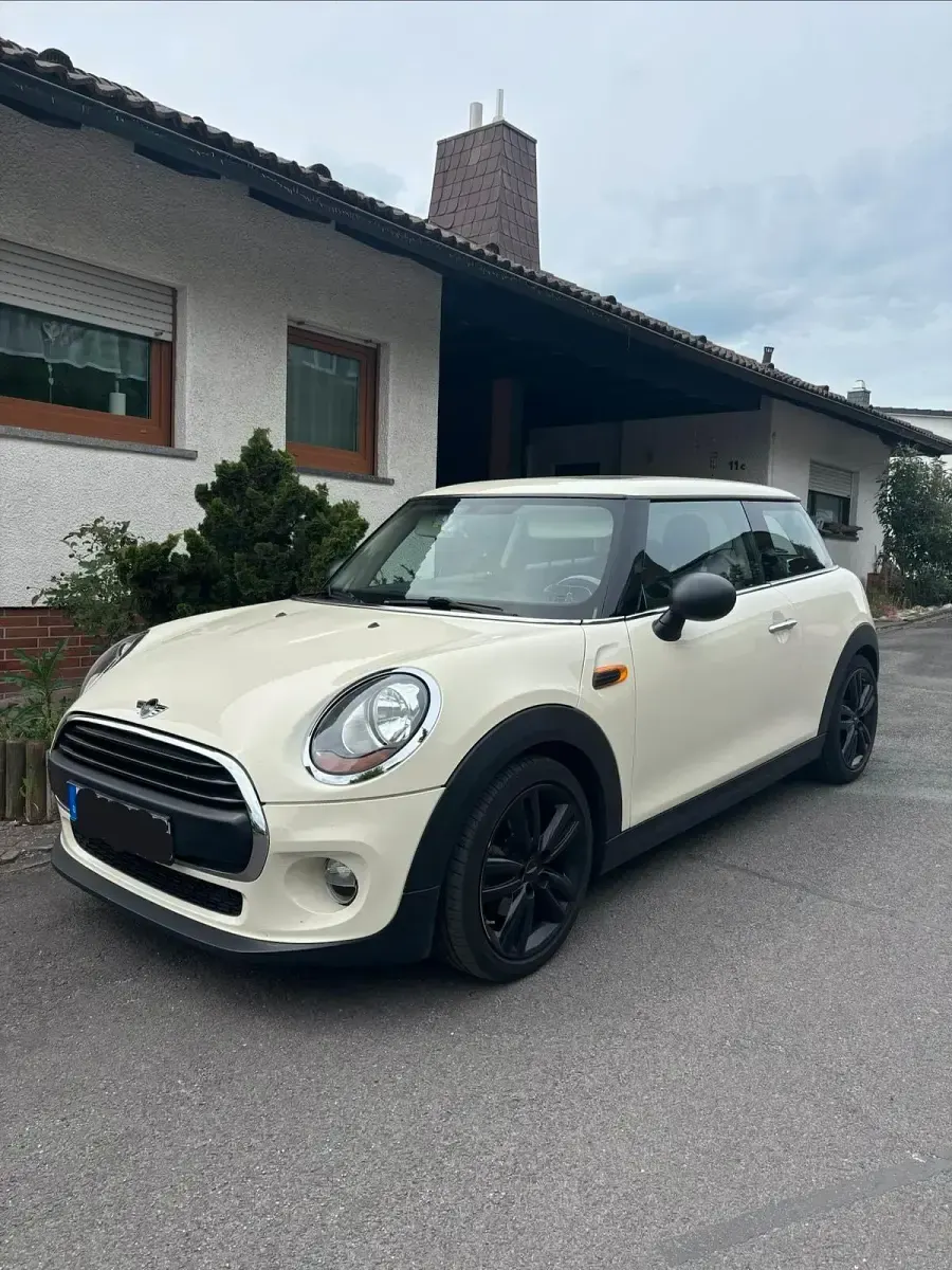 Gebraucht Mini ONE 102 PS (75 kW) 2016 Beige Kleinwagen