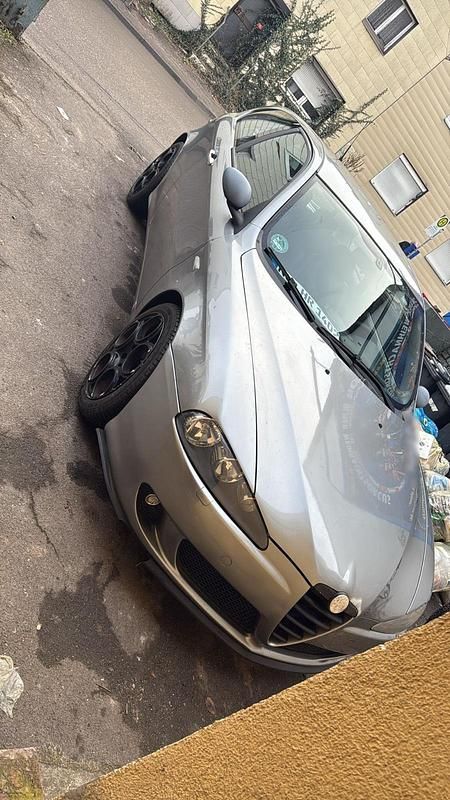 Gebraucht Alfa Romeo 147 150 PS (110 kW) 2005 Gold Kleinwagen