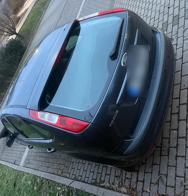 Gebraucht Ford Focus 126 PS (92 kW) 2007 Grau Coupé