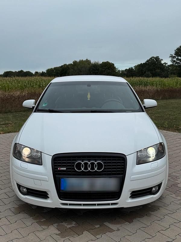 Weiß Gebraucht 2008 Audi A3 S-Line Limousine | 2.599 € (Superpreis) - Bild 1/4