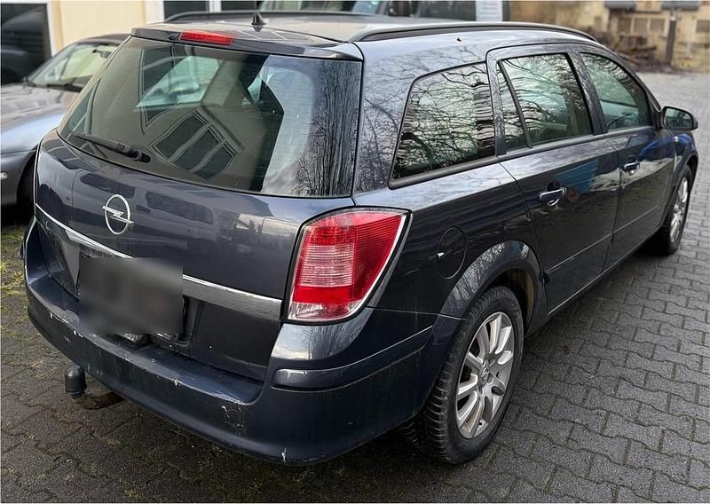 Gebraucht Opel Astra 115 PS (84 kW) 2009 Grau Kombi