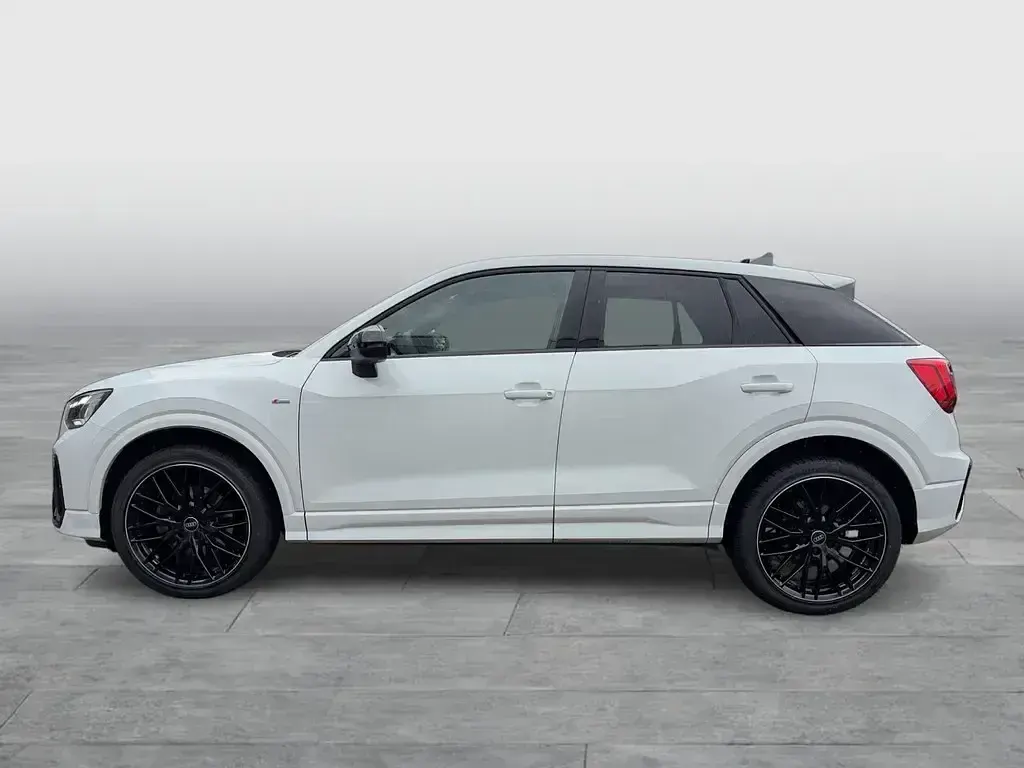 Gebraucht Audi Q2 Competition 110 PS (80 kW) 2025 Weiß SUV