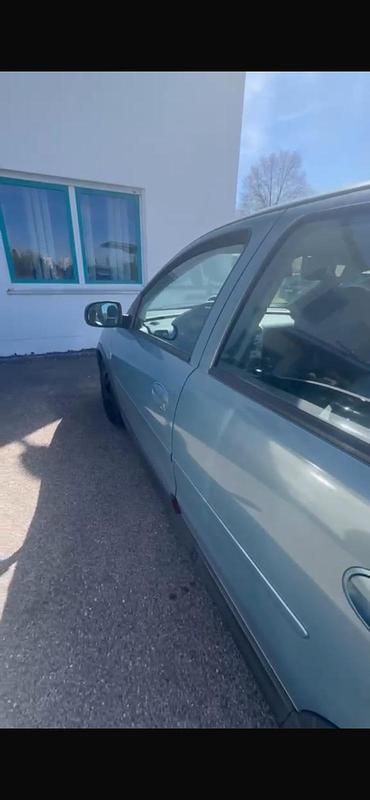 Gebraucht Opel Corsa 70 PS (51 kW) 2004 Kleinwagen
