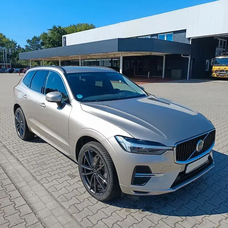 Gebraucht Volvo XC60 197 PS (144 kW) 2023 Grau SUV