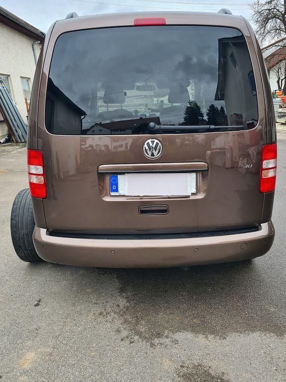 Gebraucht VW Caddy Edition 140 PS (102 kW) 2014 Braun Van / Kleinbus