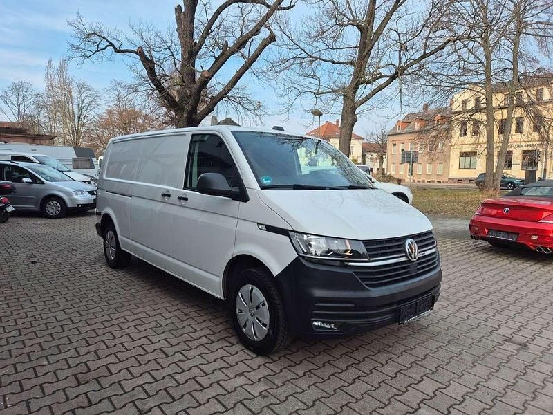 Gebraucht VW Transporter 150 PS (110 kW) 2023 Candyweiss Van