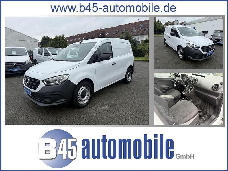 Weiß Gebraucht 2022 Mercedes Citan 108 Van / Kleinbus | 13.990 € (Guter Preis) - Bild 1/4