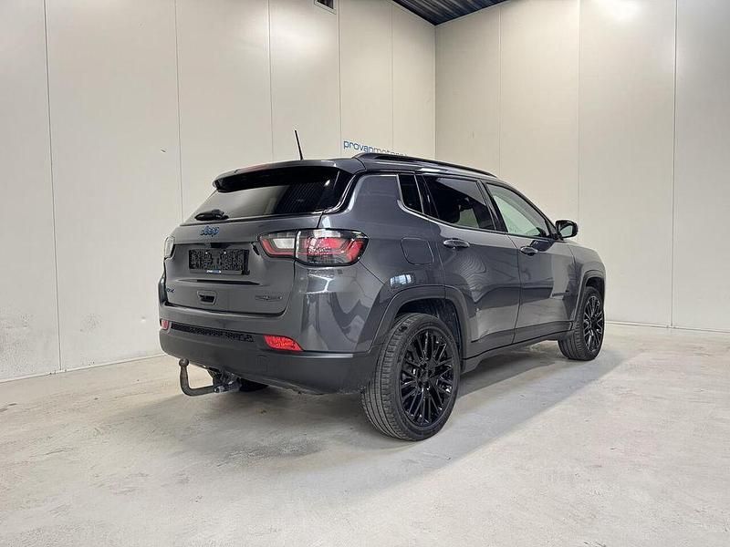 Usata Jeep Compass 131 CV (96 kW) 2023 Grigio SUV