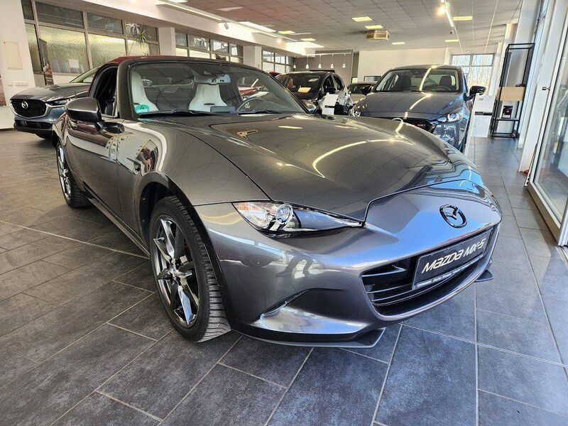 Weiß Gebraucht 2021 Mazda MX5 Edition Cabrio | 22.490 € (Superpreis) - Bild 1/4