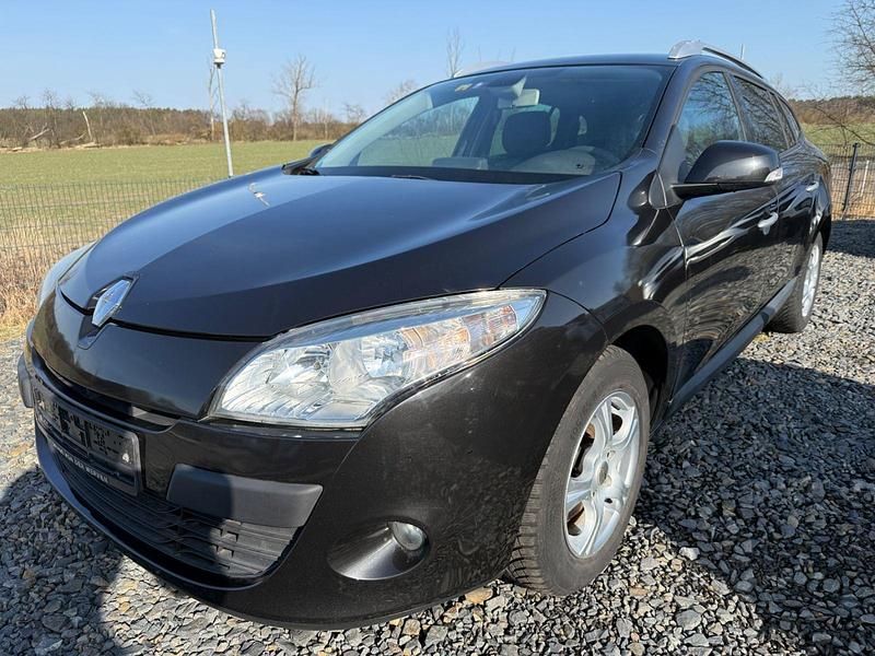 Gebraucht Renault Mégane III 131 PS (96 kW) 2010 Schwarz Kombi
