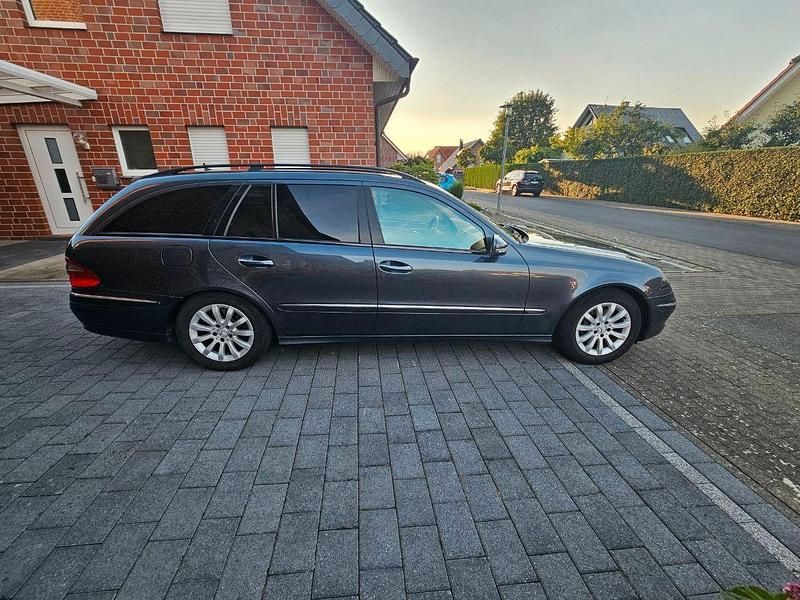 Gebraucht Mercedes E230 Elegance 204 PS (150 kW) 2007 Kombi