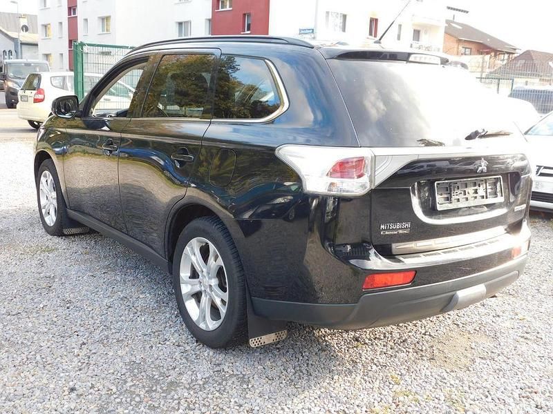 Gebraucht Mitsubishi Outlander Instyle 150 PS (110 kW) 2013 Schwarz SUV