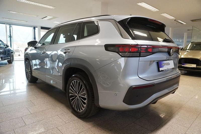 Gebraucht VW Tayron Life 150 PS (110 kW) 2025 Silber SUV