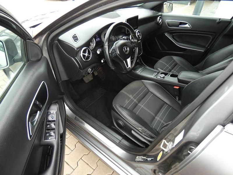 Gebraucht Mercedes A220 170 PS (125 kW) 2013 Grau Limousine