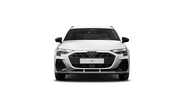 Gebraucht Audi S3 Sport 333 PS (244 kW) 2025 Arkonaweiss Limousine
