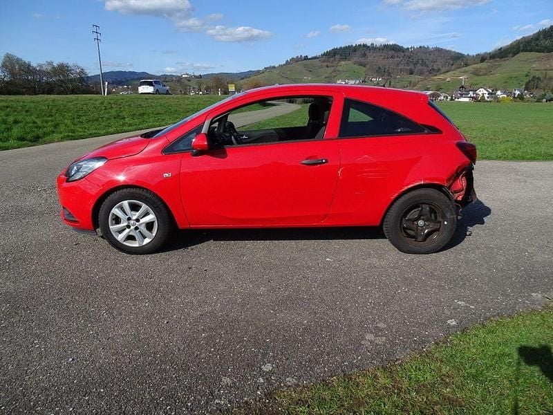Używany Opel Corsa Selection 69 KM (50 kW) 2016 Czerwony Hatchback