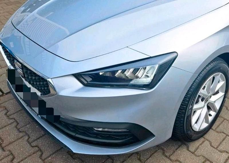 Gebraucht Seat Leon Style 131 PS (96 kW) 2022 Silber Kombi