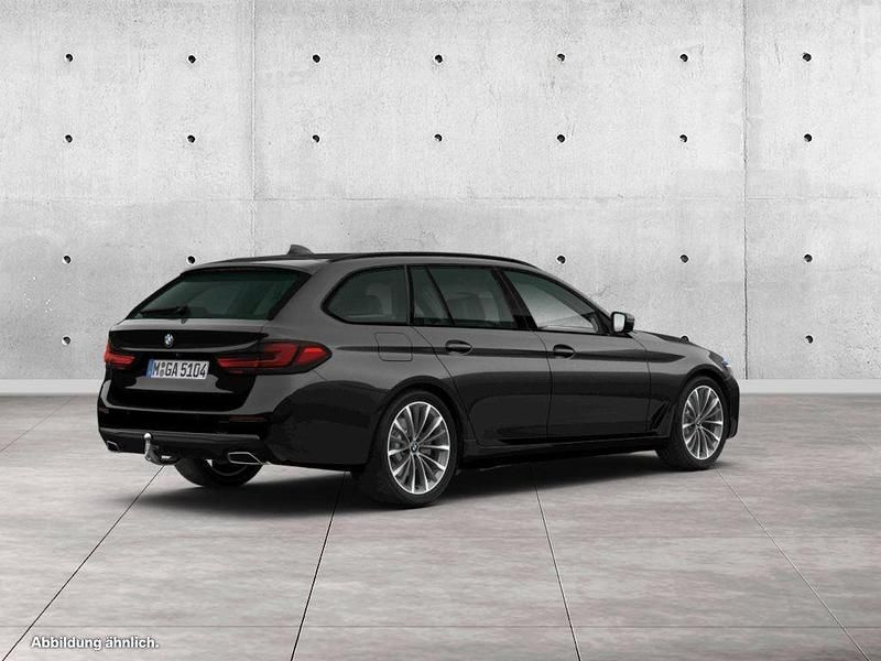 Gebraucht BMW 540 Shadowline 340 PS (250 kW) 2020 Saphirschwarz Kombi
