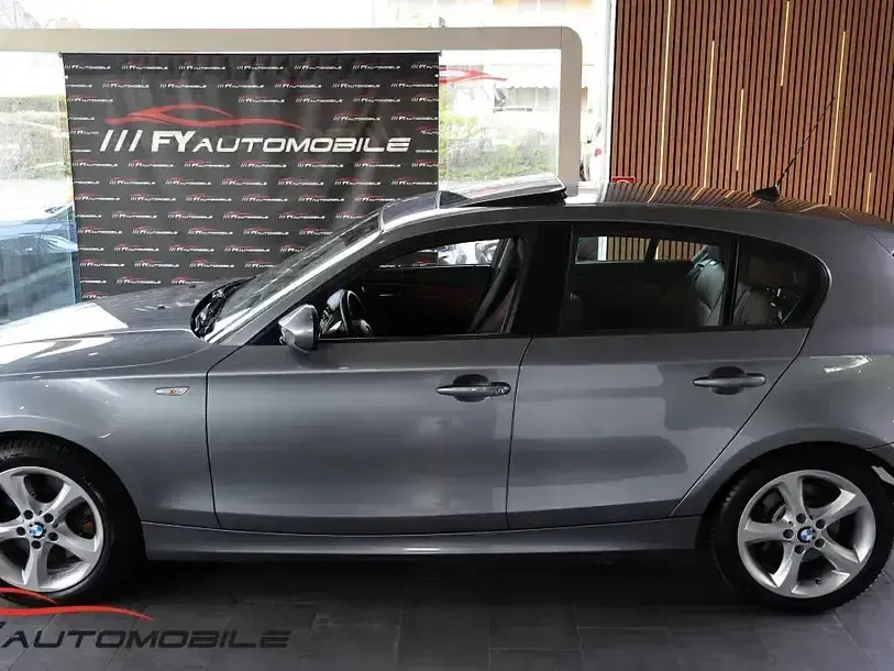 Second-hand BMW 123 Advantage 204 CP (150 kW) 2011 Gri Hatchback