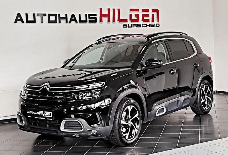 Lackierung schwarz perla nera/ Gebraucht 2019 Citroën C5 Aircross Shine SUV | 19.950 € (Fairer Preis) - Bild 1/4