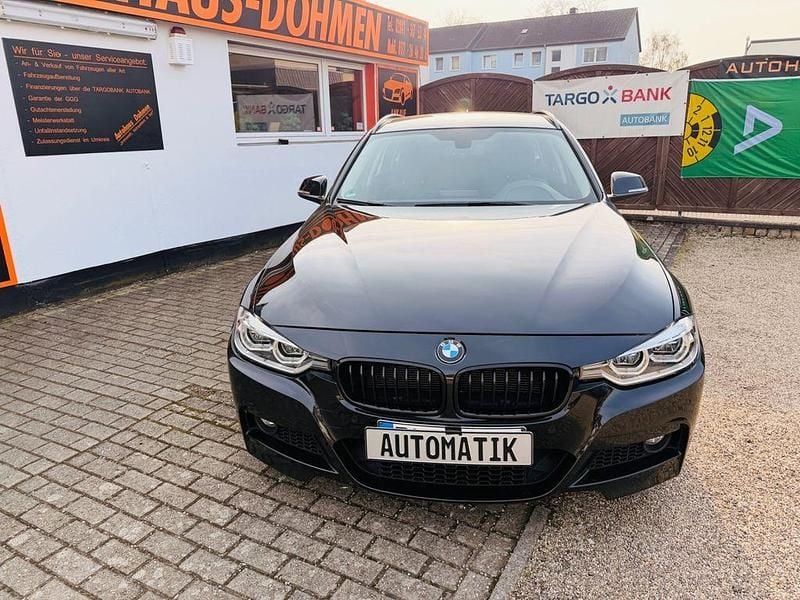 Gebraucht BMW 320 Advantage 190 PS (139 kW) 2019 Schwarz Kombi