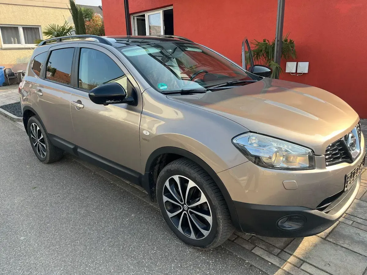 Gebraucht Nissan Qashqai +2 Acenta 150 PS (110 kW) 2013 SUV