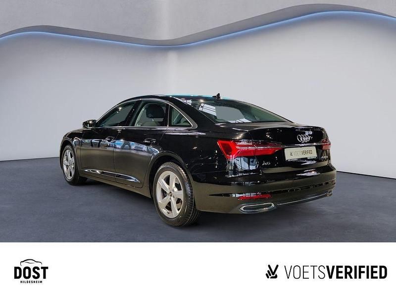 Gebraucht Audi A6 Advanced 265 PS (194 kW) 2023 Mythosschwarz metallic Limousine