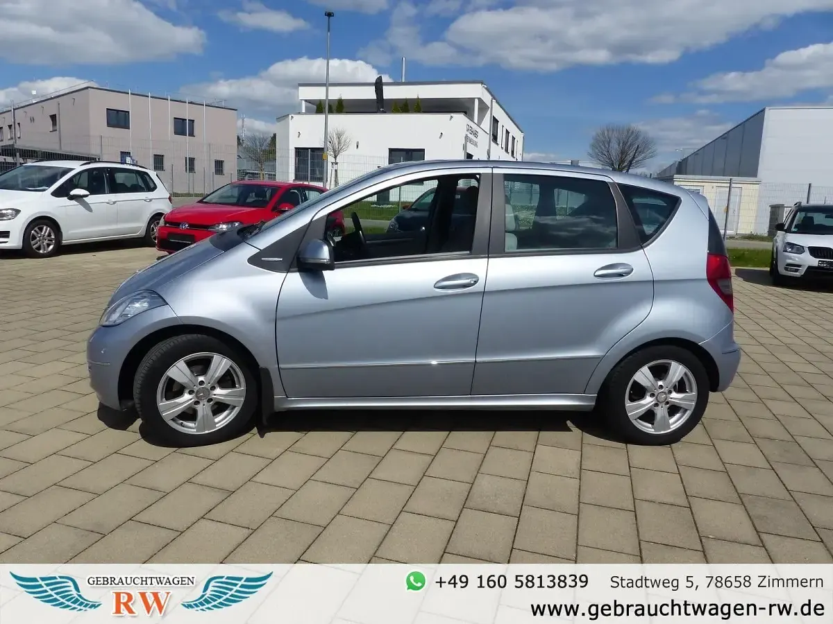 Gebraucht Mercedes A180 109 PS (80 kW) 2009 Silber Kleinwagen