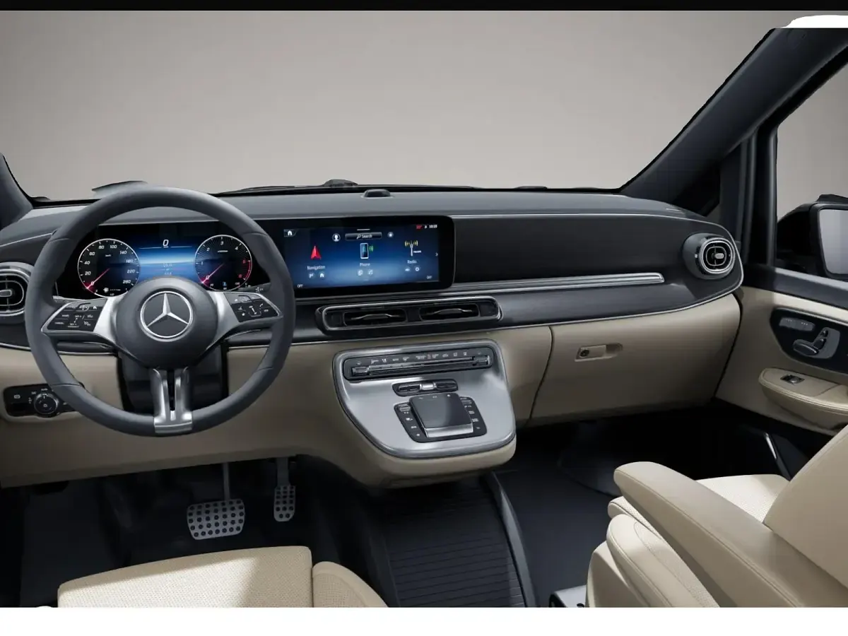 Gebraucht Mercedes V300 237 PS (174 kW) 2026 Manufacturer Van / Kleinbus