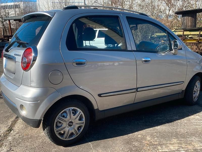 Gebraucht Chevrolet Matiz 52 PS (38 kW) 2009 Silber Kleinwagen