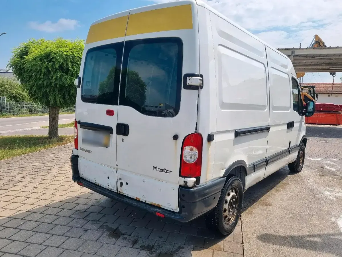 Gebraucht Renault Master 100 PS (73 kW) 2009 Weiß Van / Kleinbus