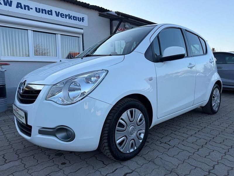 Gebraucht Opel Agila Edition 94 PS (69 kW) 2013 Weiß Kleinwagen