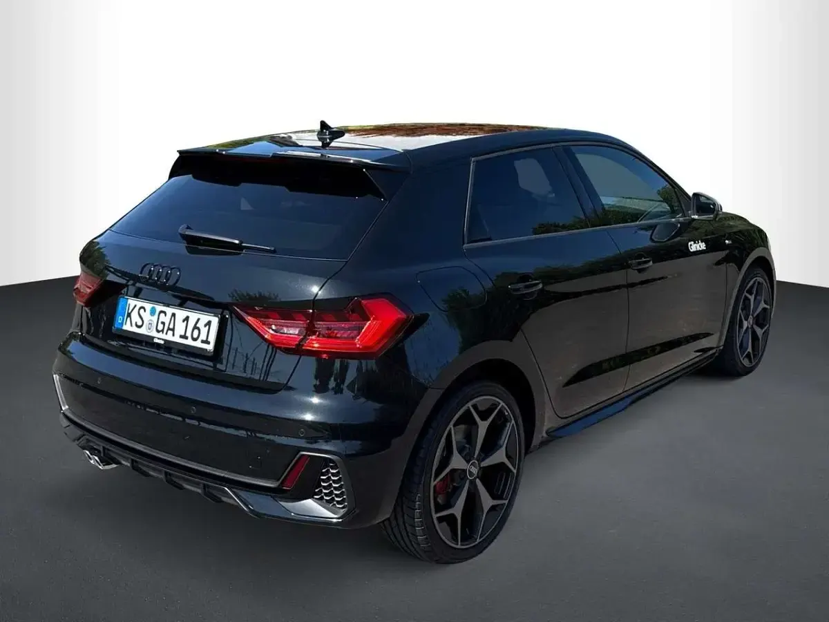 Gebraucht Audi A1 S-Line 207 PS (152 kW) 2025 Mythosschwarz metallic SUV