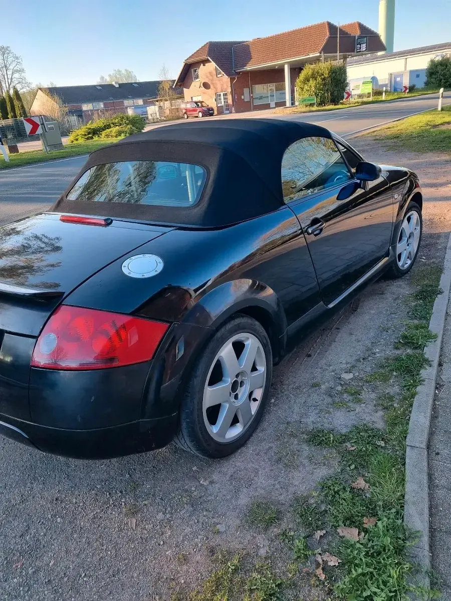 Gebraucht Audi TT Roadster 150 PS (110 kW) 2002 Schwarz Cabrio