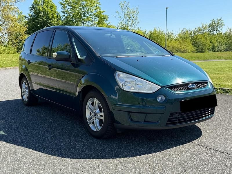 Second-hand Ford S-MAX S 140 CP (102 kW) 2007 Verde Monovolum