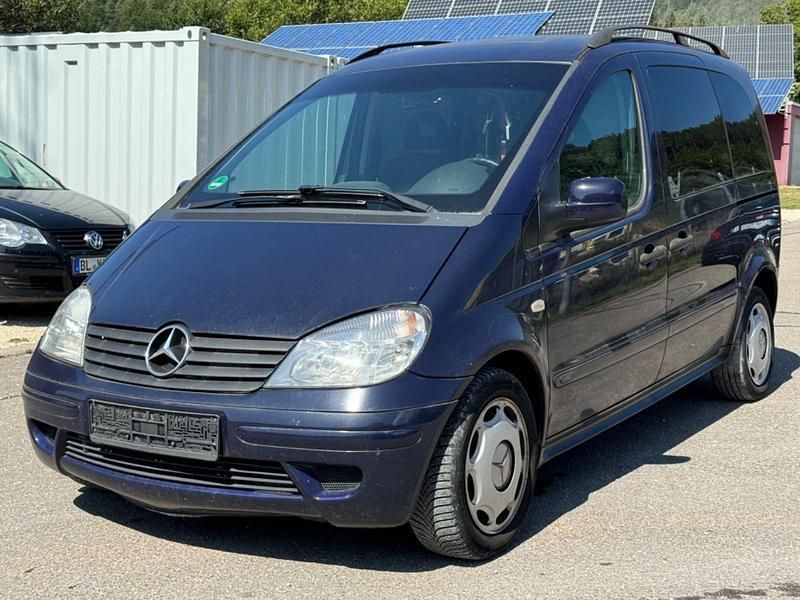 Violet Gebraucht 2004 Mercedes Vaneo Van / Kleinbus | 750 € - Bild 1/4