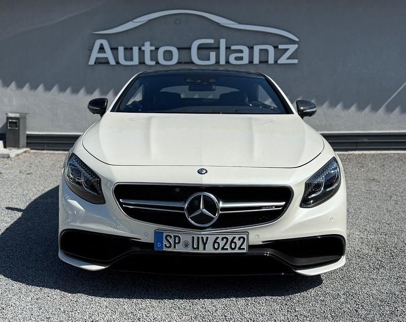 Weiß Gebraucht 2016 Mercedes S63 AMG AMG Coupé | 87.790 € (Teuer) - Bild 1/4
