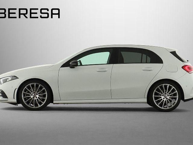 Weiß Gebraucht 2022 Mercedes A250 Kleinwagen | 35.480 € (Teuer) - Bild 1/4