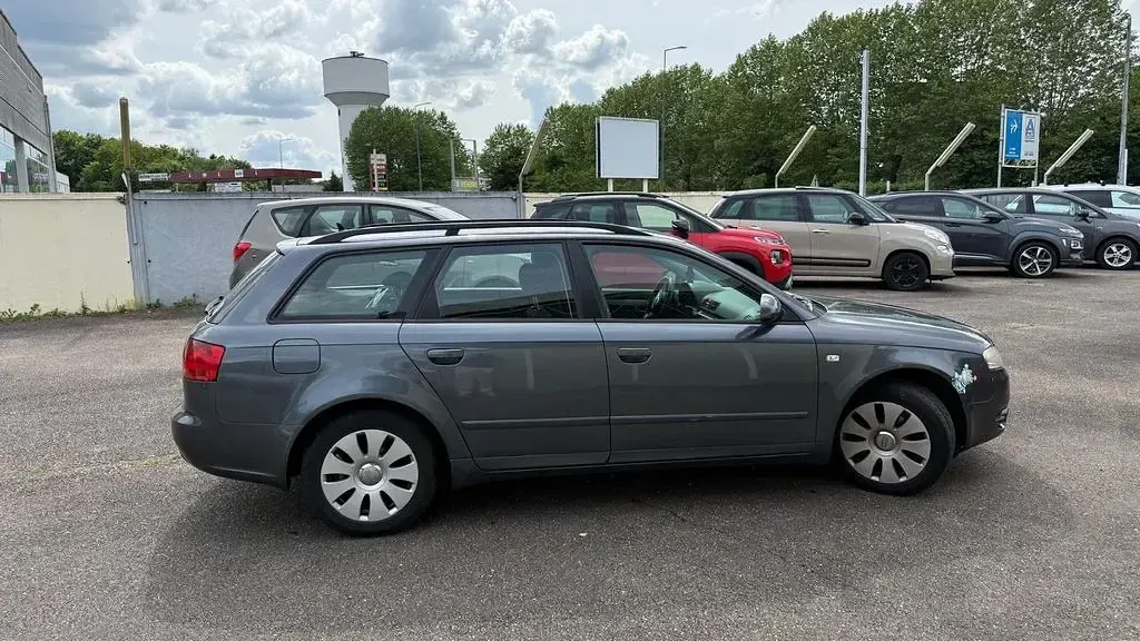 Gebraucht Audi A4 140 PS (102 kW) 2007 Grau Kombi