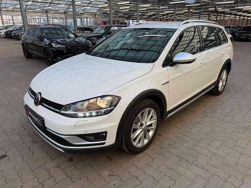 Gebraucht VW Golf Alltrack 184 PS (135 kW) 2020 Pure white Kombi