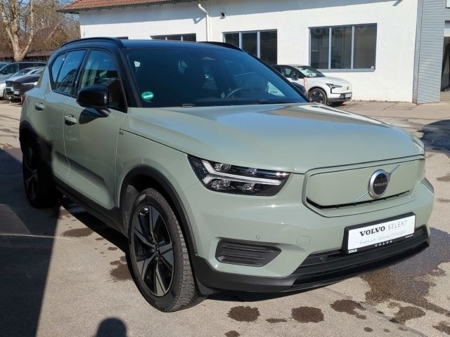 Gebraucht Volvo XC40 Plus 169 kW (231 PS) 2022 Sage green / metallic SUV