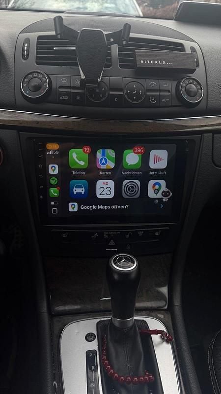 Gebraucht Mercedes E200 163 PS (119 kW) 2005 Schwarz Limousine