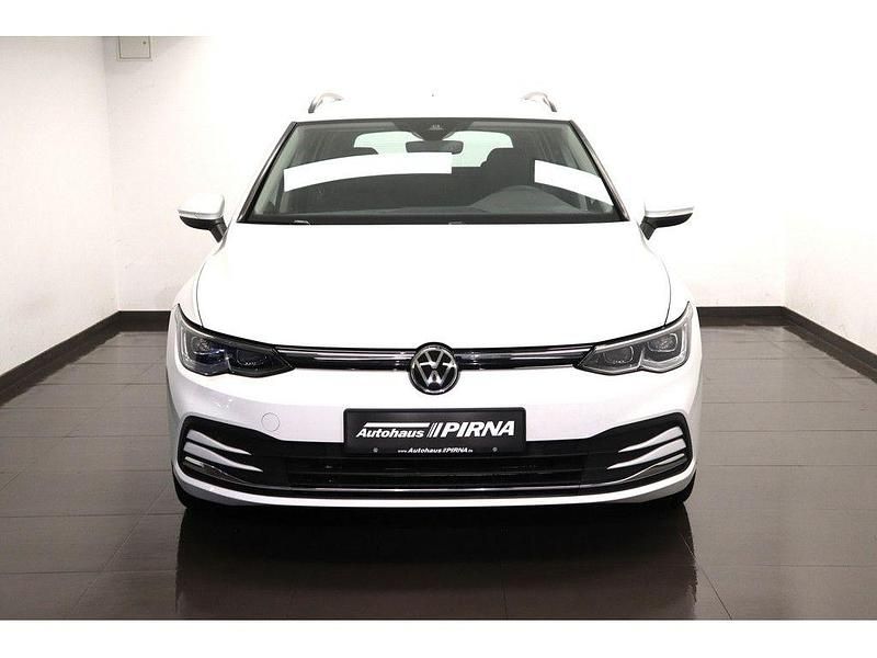Gebraucht VW Golf VIII Pro 150 PS (110 kW) 2020 Weiß Kombi