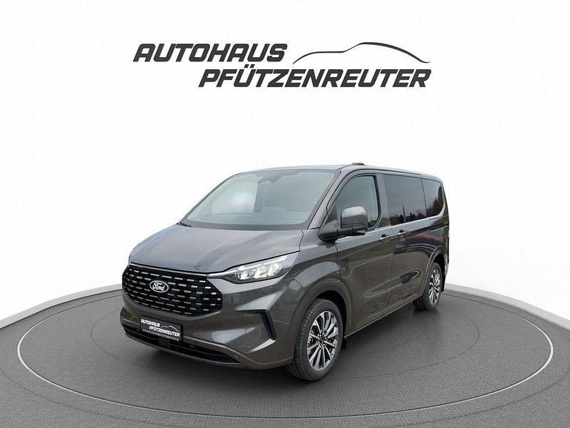 Neu Ford Tourneo Titanium 170 PS (125 kW) 2025 Grau Van / Kleinbus