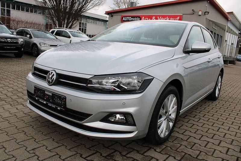 Gebraucht VW Polo 90 PS (66 kW) 2020 Silber Kleinwagen