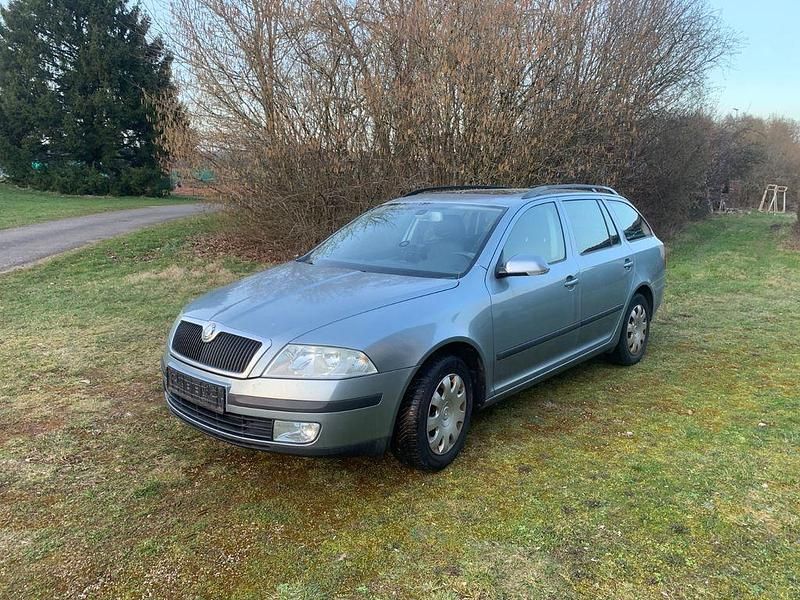 Gebraucht Skoda Octavia Classic 105 PS (77 kW) 2007 Grau Kombi