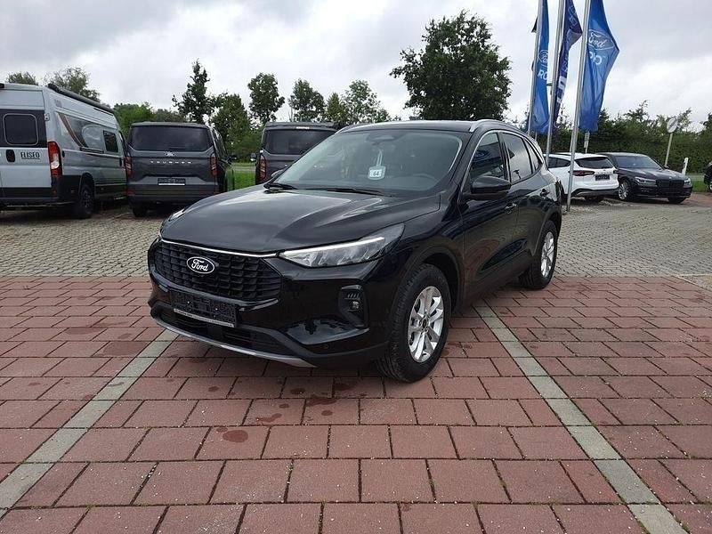 Neu Ford Kuga Titanium 150 PS (110 kW) 2026 Agate black SUV