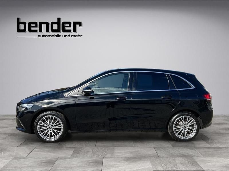 Gebraucht Mercedes B250e 160 PS (117 kW) 2022 Schwarz Van / Kleinbus